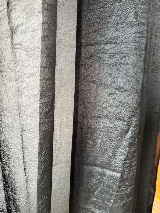 Par de Cortinas pretas