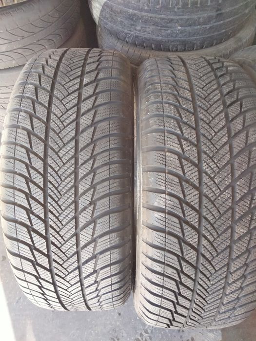 255 55R19 Bridgestone