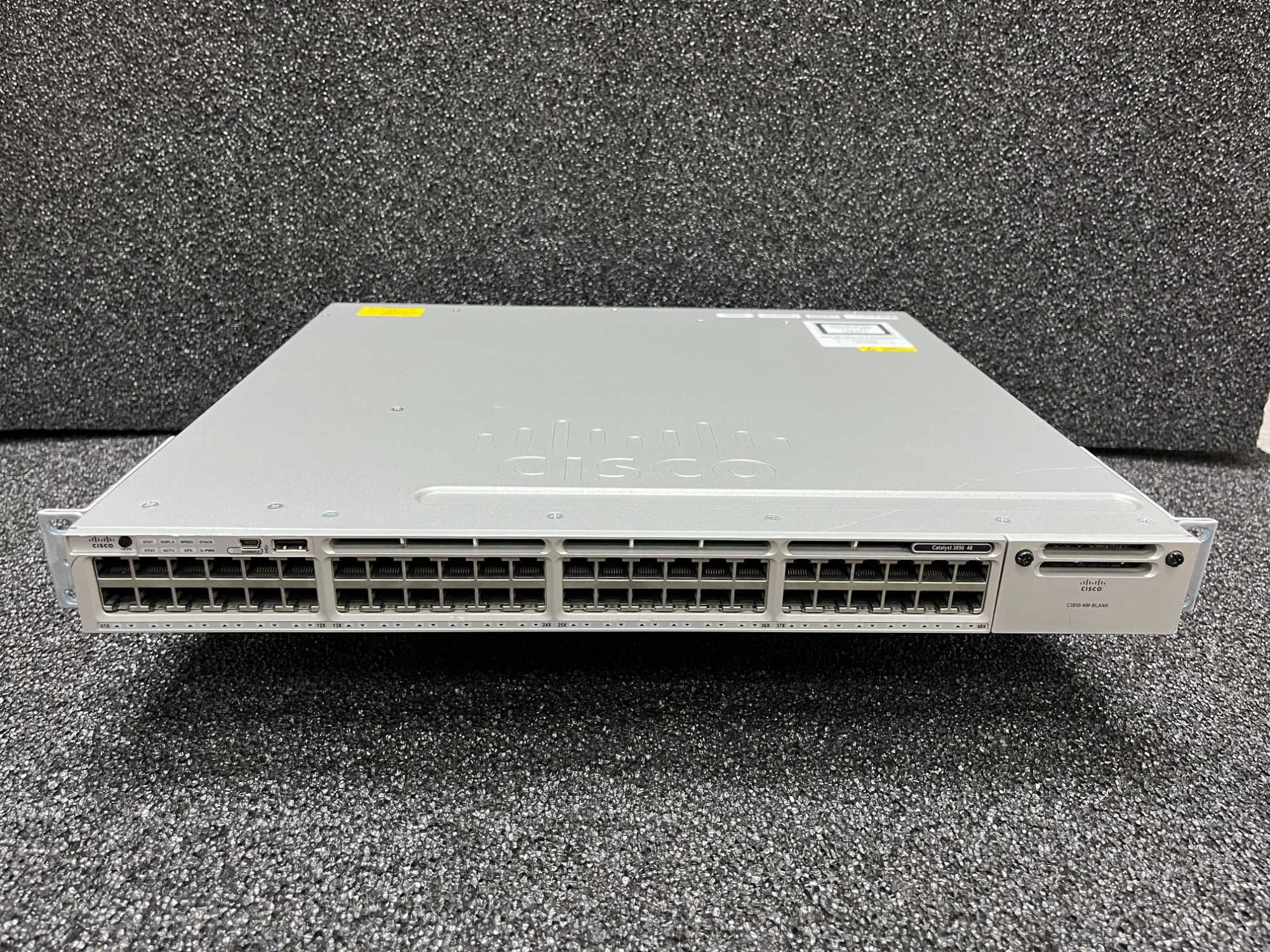 Комутатор Cisco WS-C3850-48T-S - Юнісфера