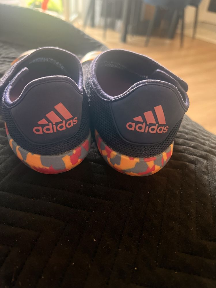 Adidas buty ,Sandały wodne ,antyposlizgowe,na codzien
