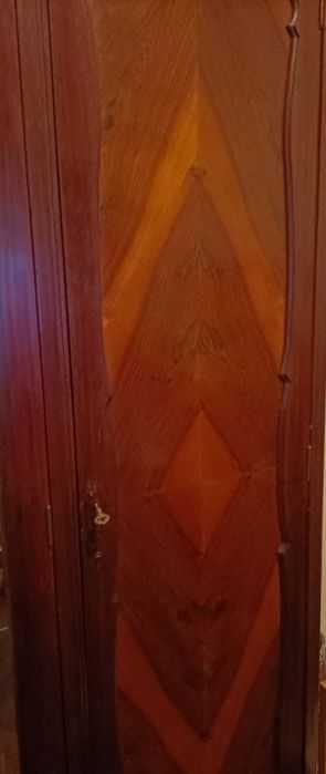 Vendo Roupeiro antigo