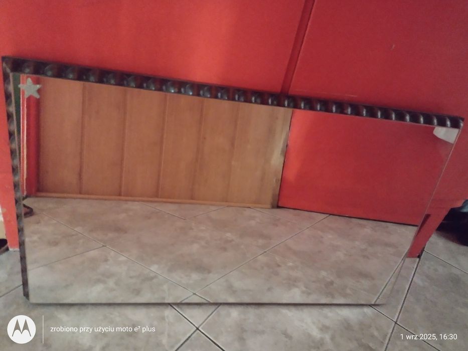 Duże lustro do powieszenia