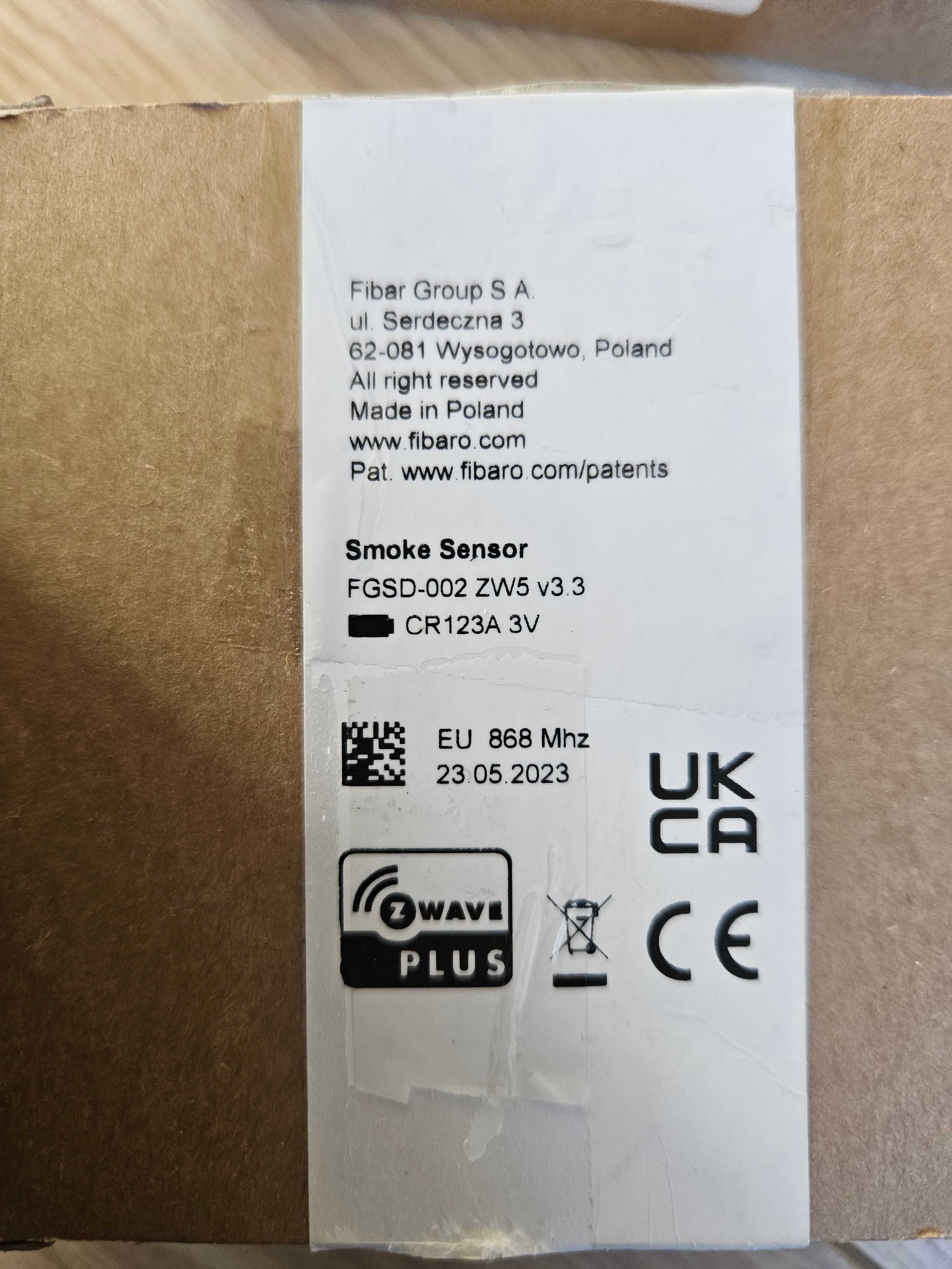 fibaro smoke sensor kilka sztuk i inne  fibaro