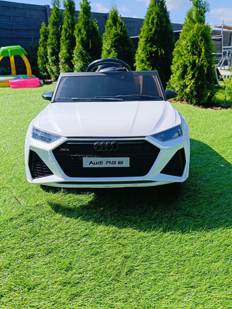 Samochód na akumulator Audi RS6