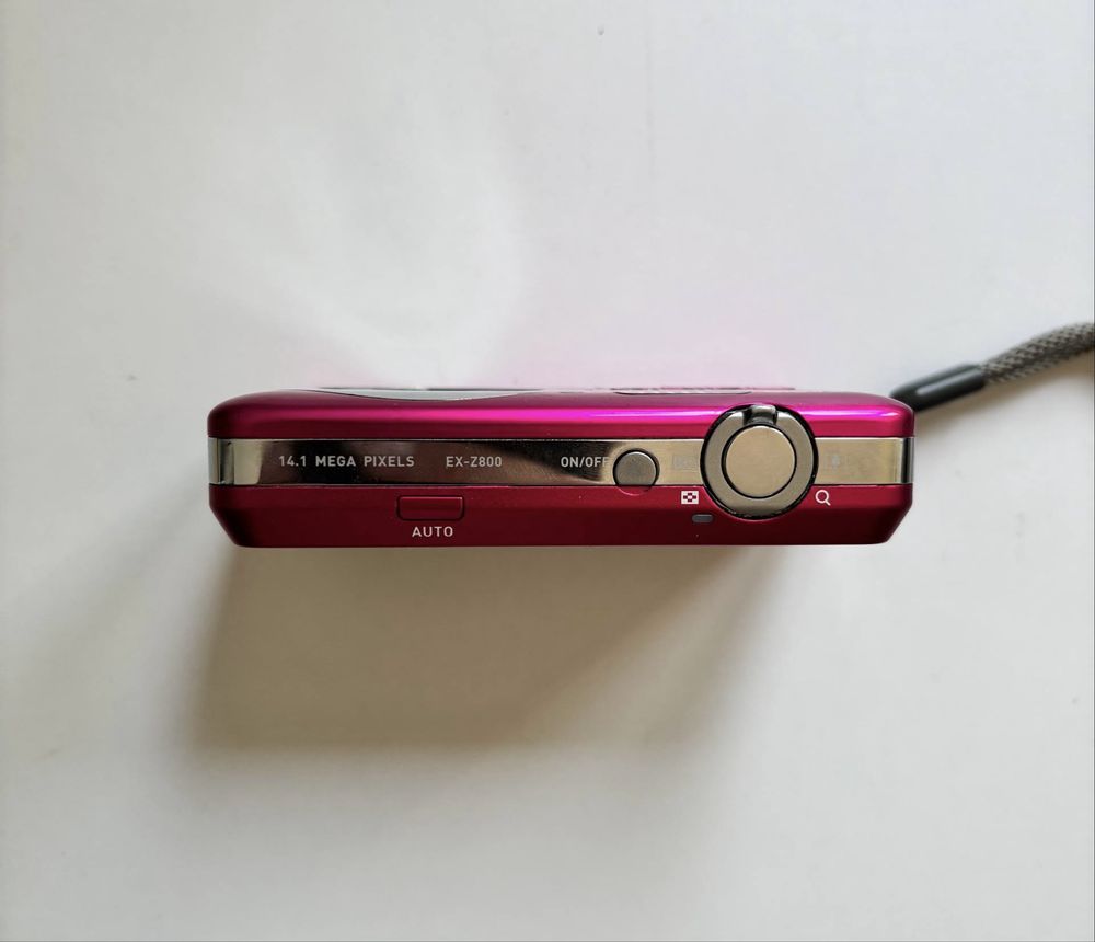 Casio exilim ex-z800 +16gbSD RÓŻOWY jak NOWY!Y2K! aparat cyfrowy 2000s