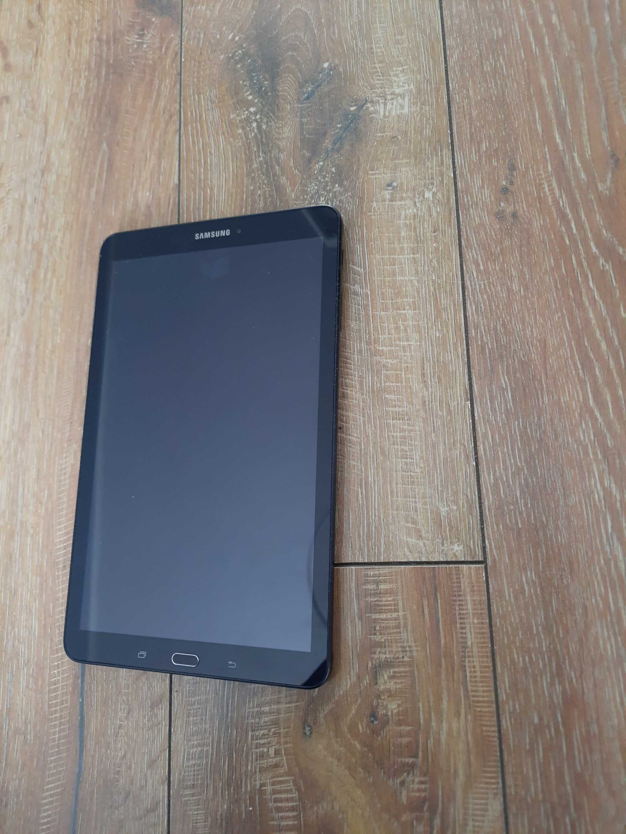 tablet Samsung SM-T560