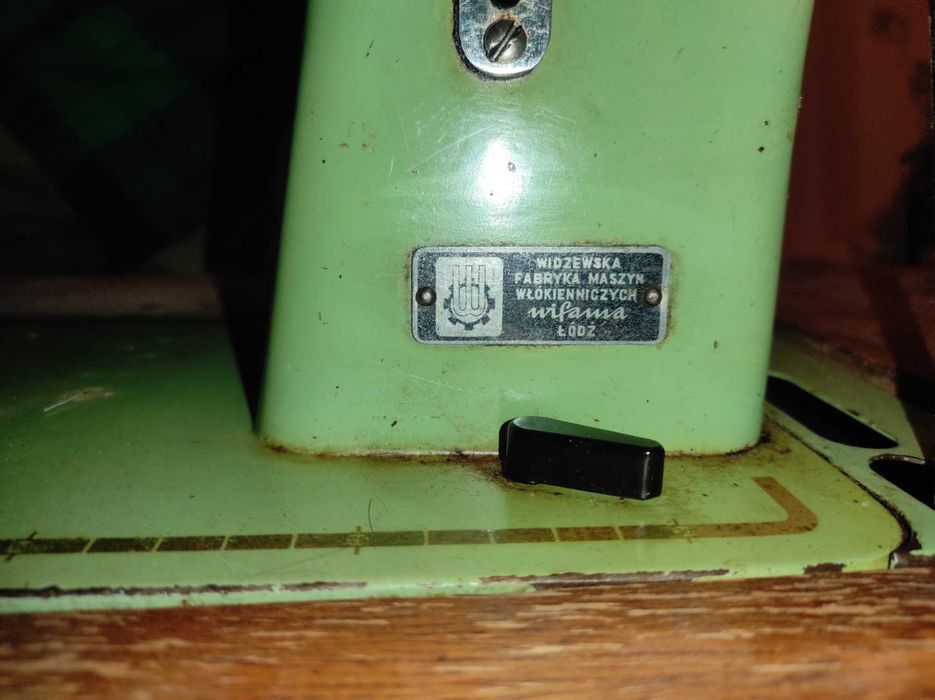 Maszyna do szycia Wifama