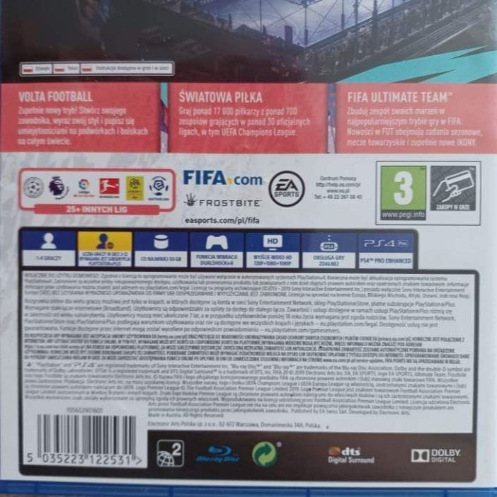 Gra FIFA 20 na PS4