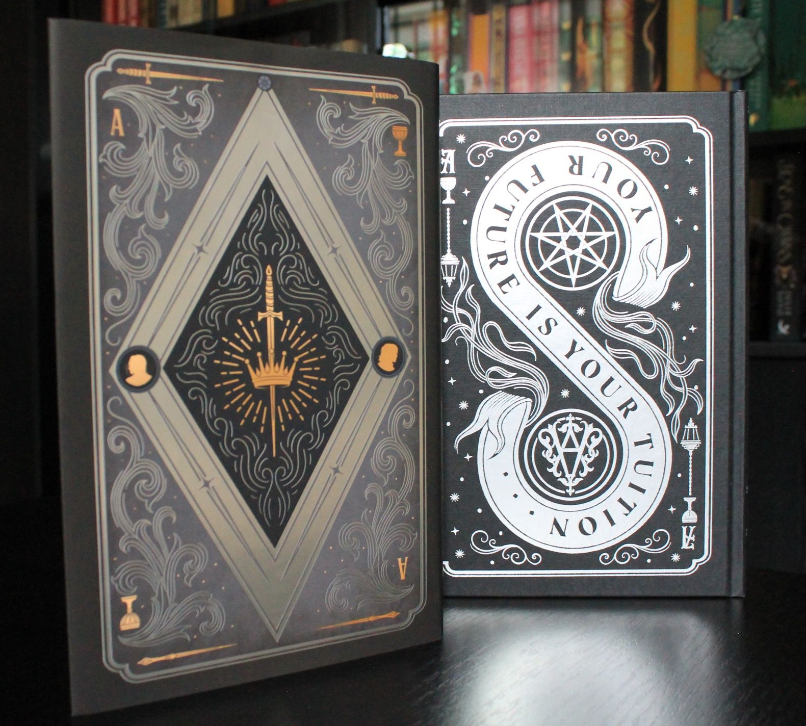 Книжка Arcana Academy by Elise Kova, Fairyloot