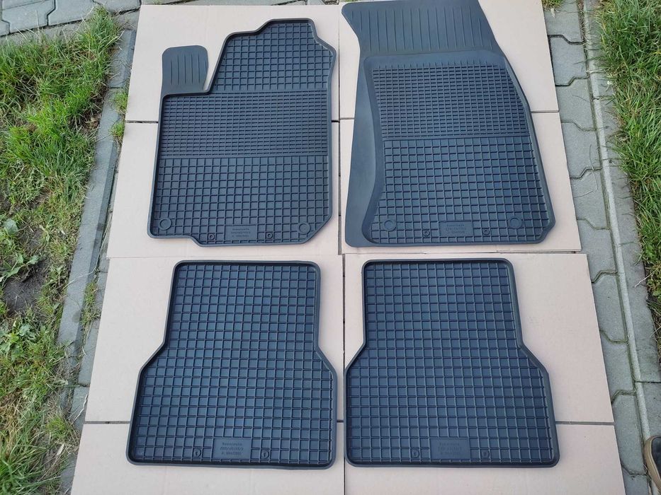 FORD MONDEO MK 3 00-07 NOWE Dywaniki gumowe dopasowane korytka korytko