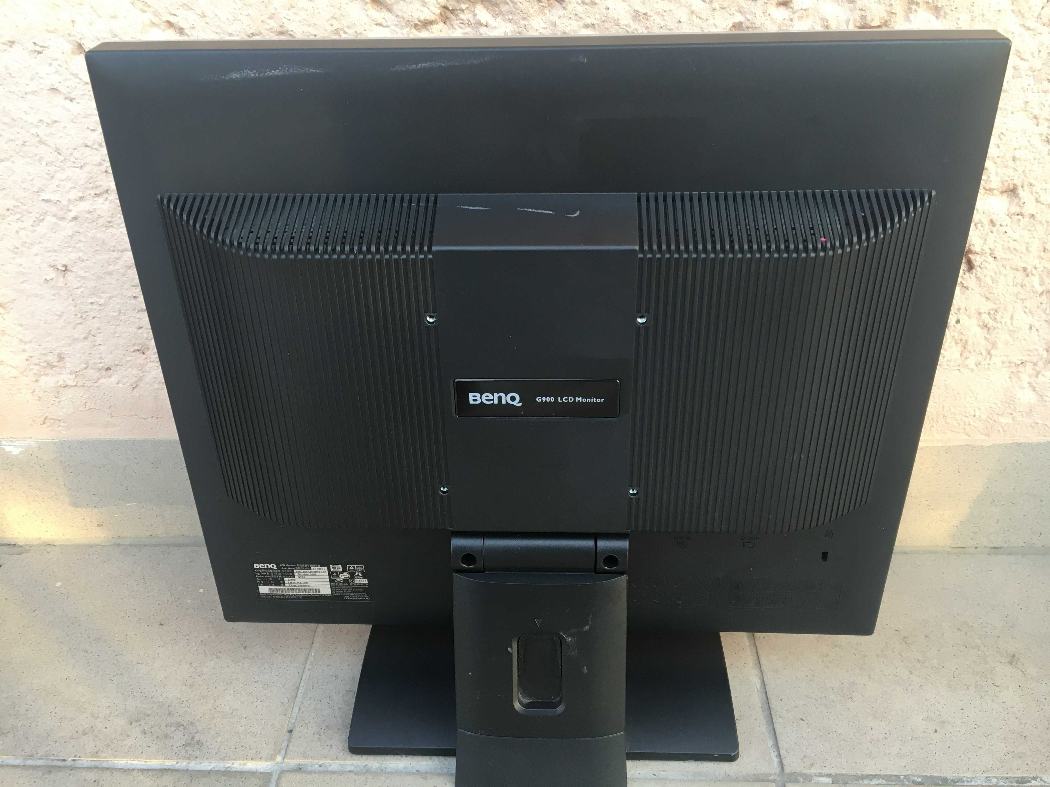 Monitor komputerowy LCD Benq 19” cali G900 800:1 VESA monitoring