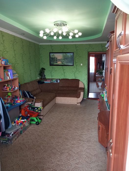 Продам двокімнатну квартиру