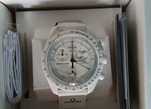 Księżycowy Snoopy SO33W700 Omega x Swatch - Quantum White