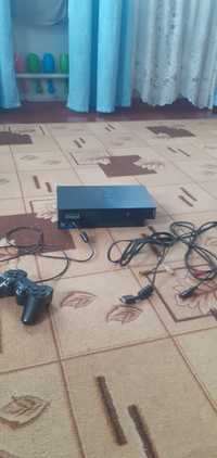 Игровая   приставка ,  PS 2 продам