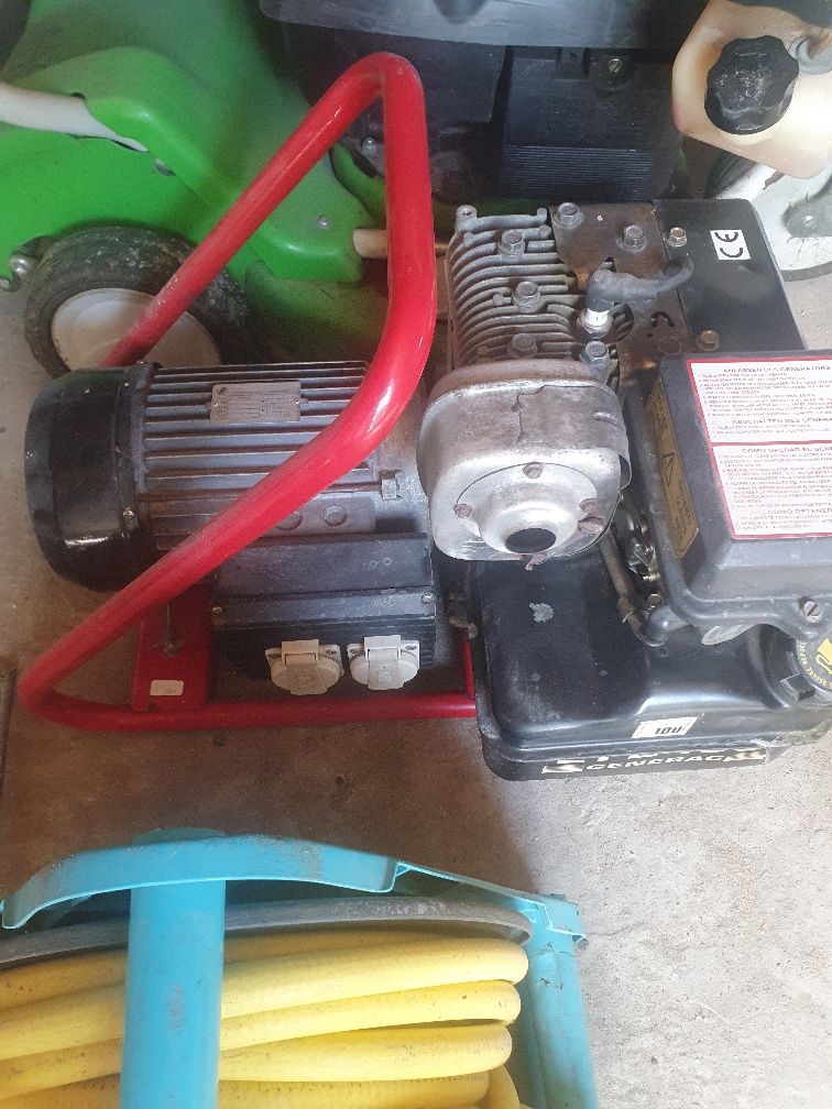 Продам генератор generac