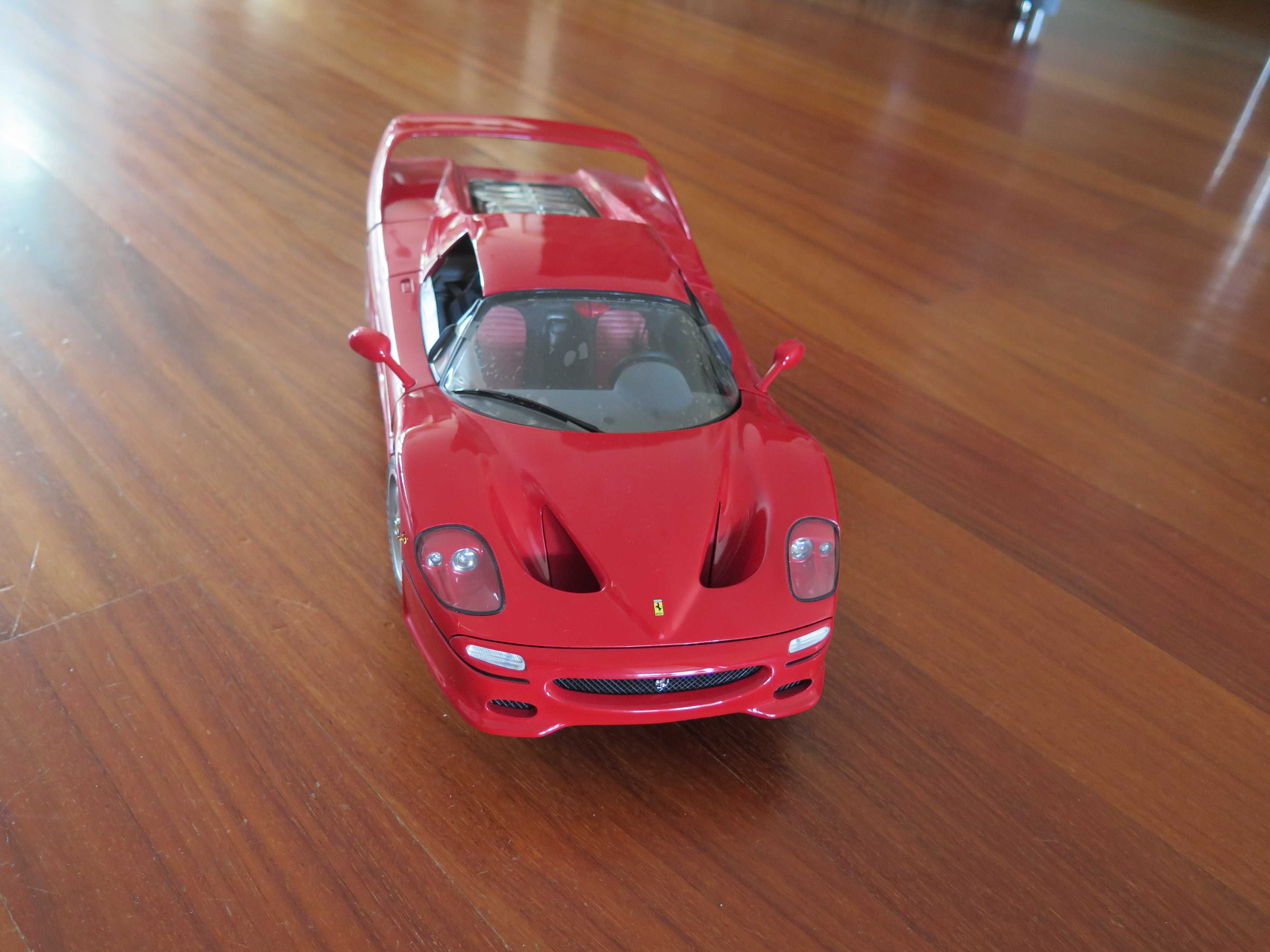 Ferrari F 50 1: 12 , peça para colecionador, da TAMIYA