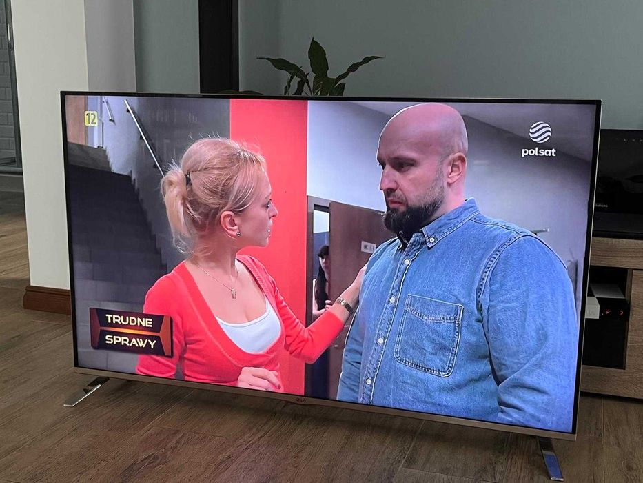 TV  LED 55", FULL HD 1080P, WEB OS SMART TV, CINEMA Bezramkowy  Desing