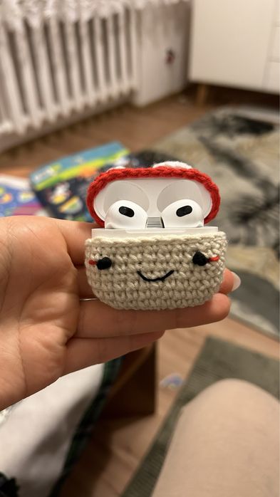 Etui, pokrowiec, futerał na szydełku do AirPods 3 grzyb grzybek