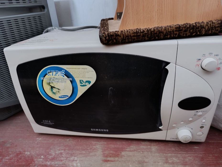 Продам микроловновку