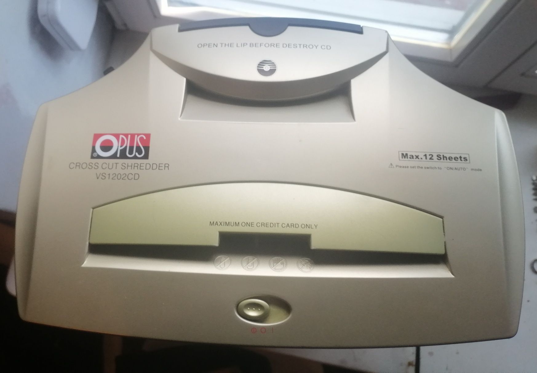 Niszczarka OPUS VS1202CD