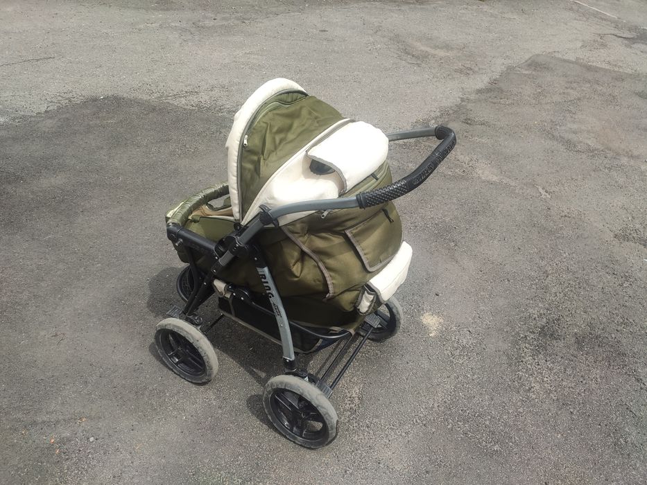 Дитячий візочок коляска