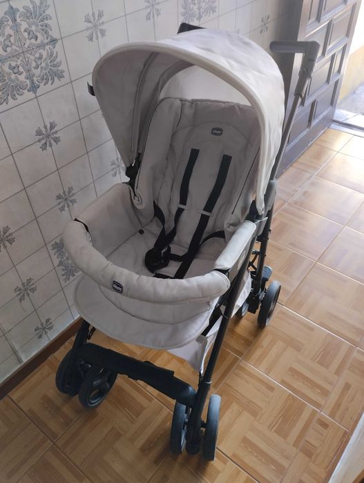 Carrinho de bebê. Trio Sprint da Chicco.