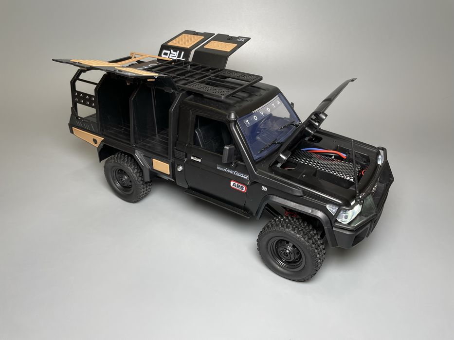 Радиоуправляемая машинка на радиоуправлении на радіокеруванні Джип