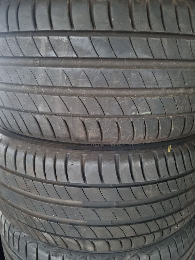 225/45/17 91H Michelin,hankook,Dunlop,Continental,Pirelli  7mm