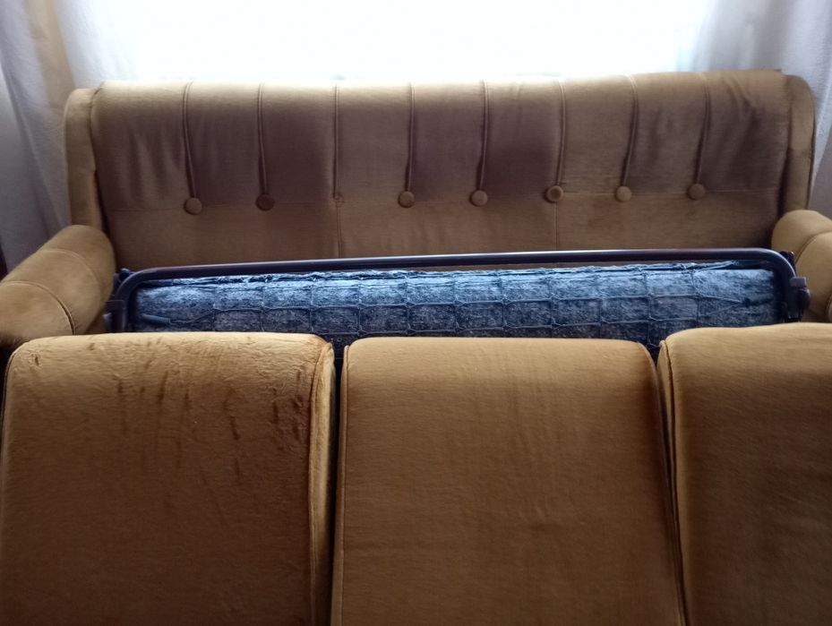 Диван раскладной с панцирной сеткой и кресло, натуральное дерево, Румы