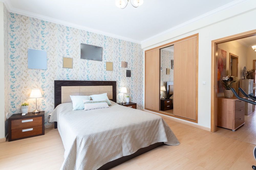 Conjunto de móveis de quarto