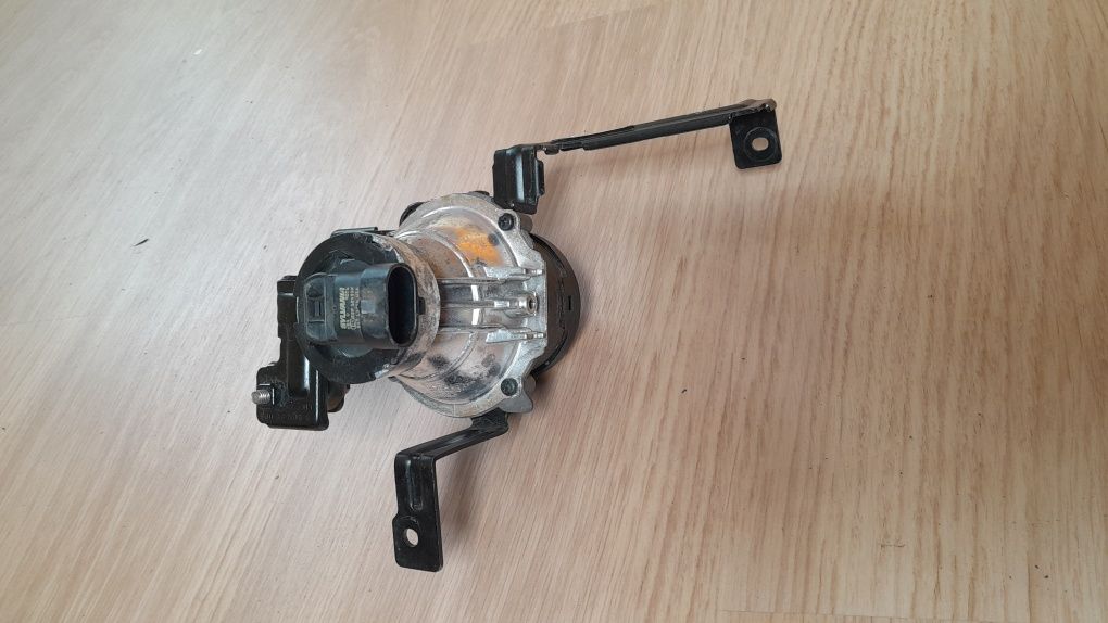 Kia Niro 5drzwi halogen lewy