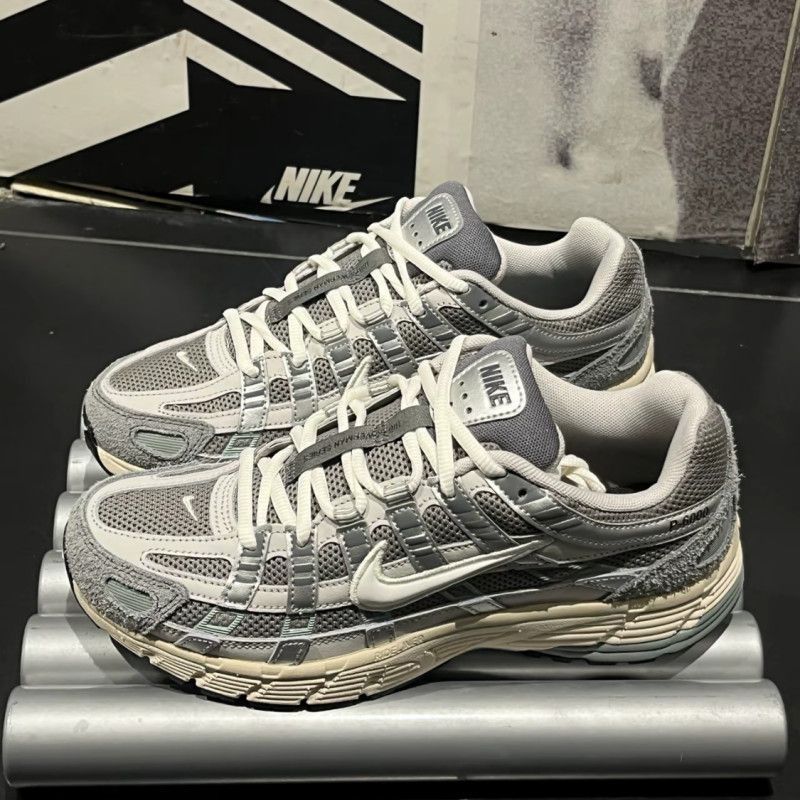 Кросівки Nike p-6000