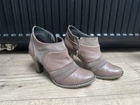 Buty ze skóry..