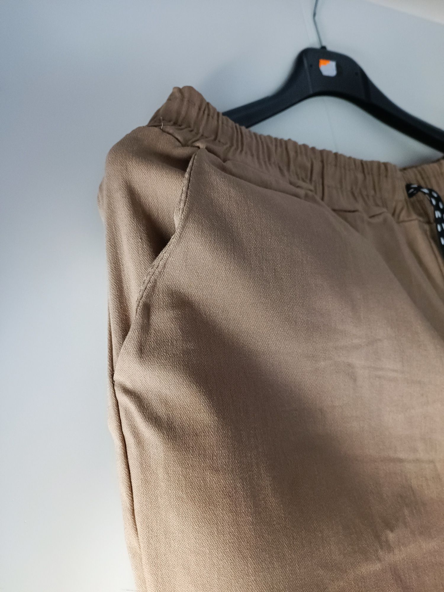 Calça mulher com elasticidade