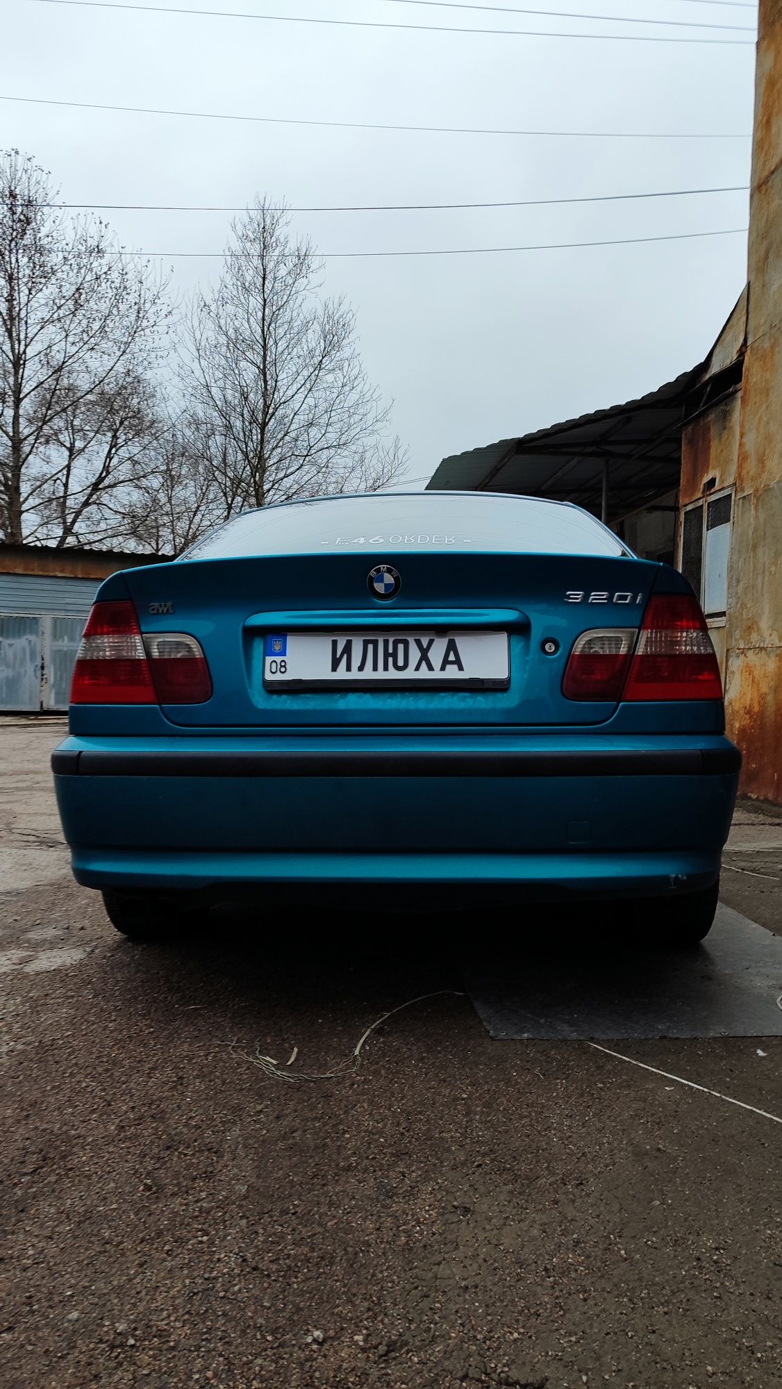 Уникальная e46 320i бабий магнит)