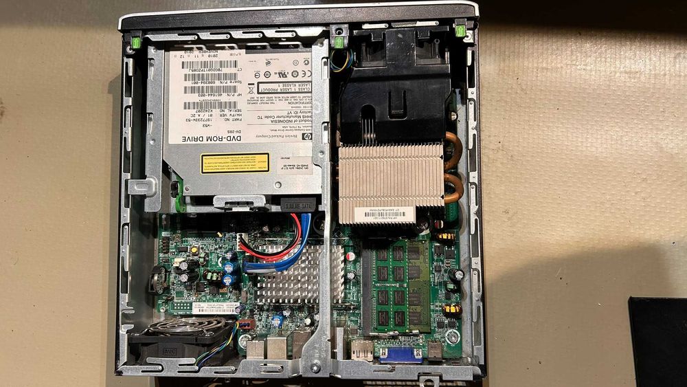 PC Fixo HP – SSD + 8GB RAM – Rápido e Pronto a Usar
