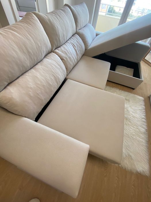 Sofá Três lugares c/ Chaise longue Como Novo!