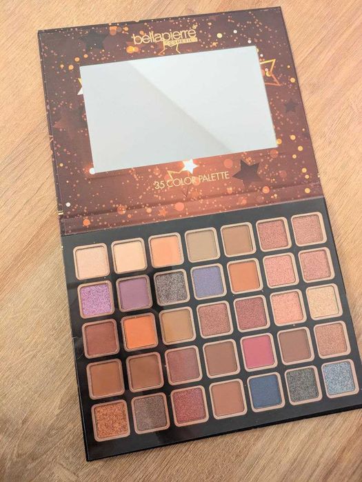 Zestaw kosmetyków do makijażu