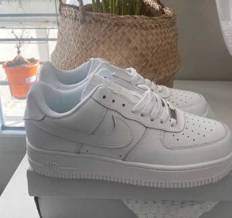 Nowiutkie/Trampki/NIKE/Air/Force/1/Low/'07/Biały:44