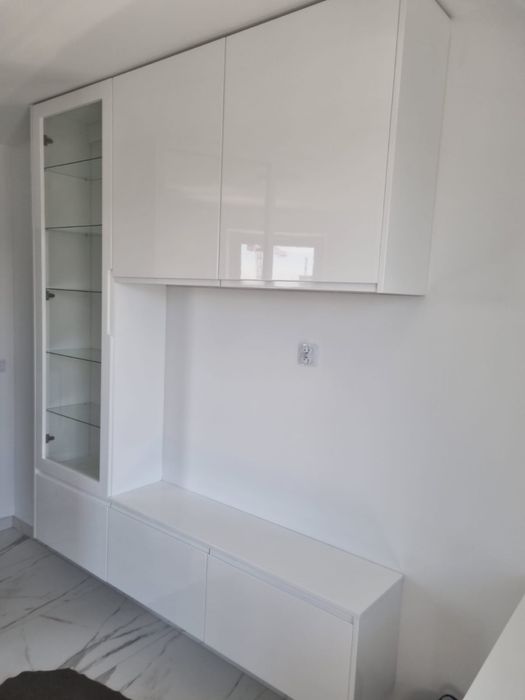 Szafy przesuwne, meble na wymiar, zabudowy, kuchnie