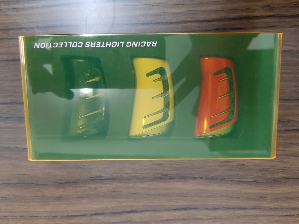 Isqueiros Marlboro