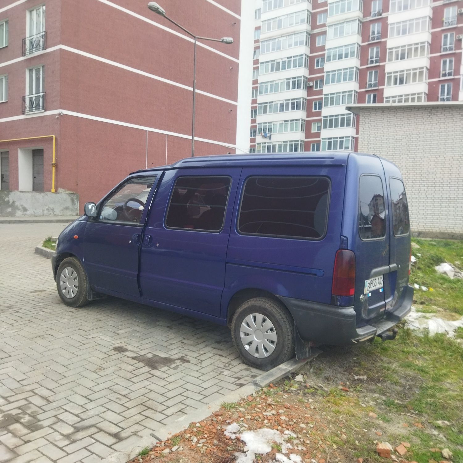 Продам Nissan Vanette