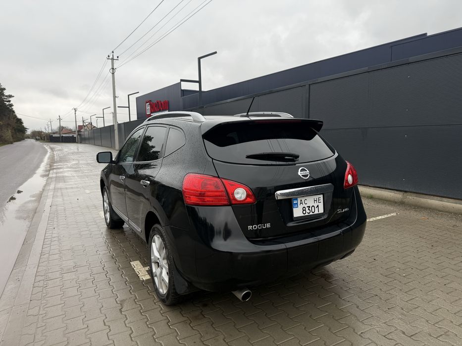 Nissan rogue 2012