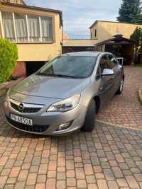 Opel astra J 1.6 115km