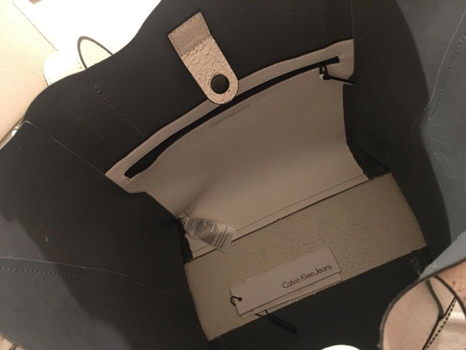 Oryginalna torebka Calvin Klein skórzana nowa biała skóra naturalna CK