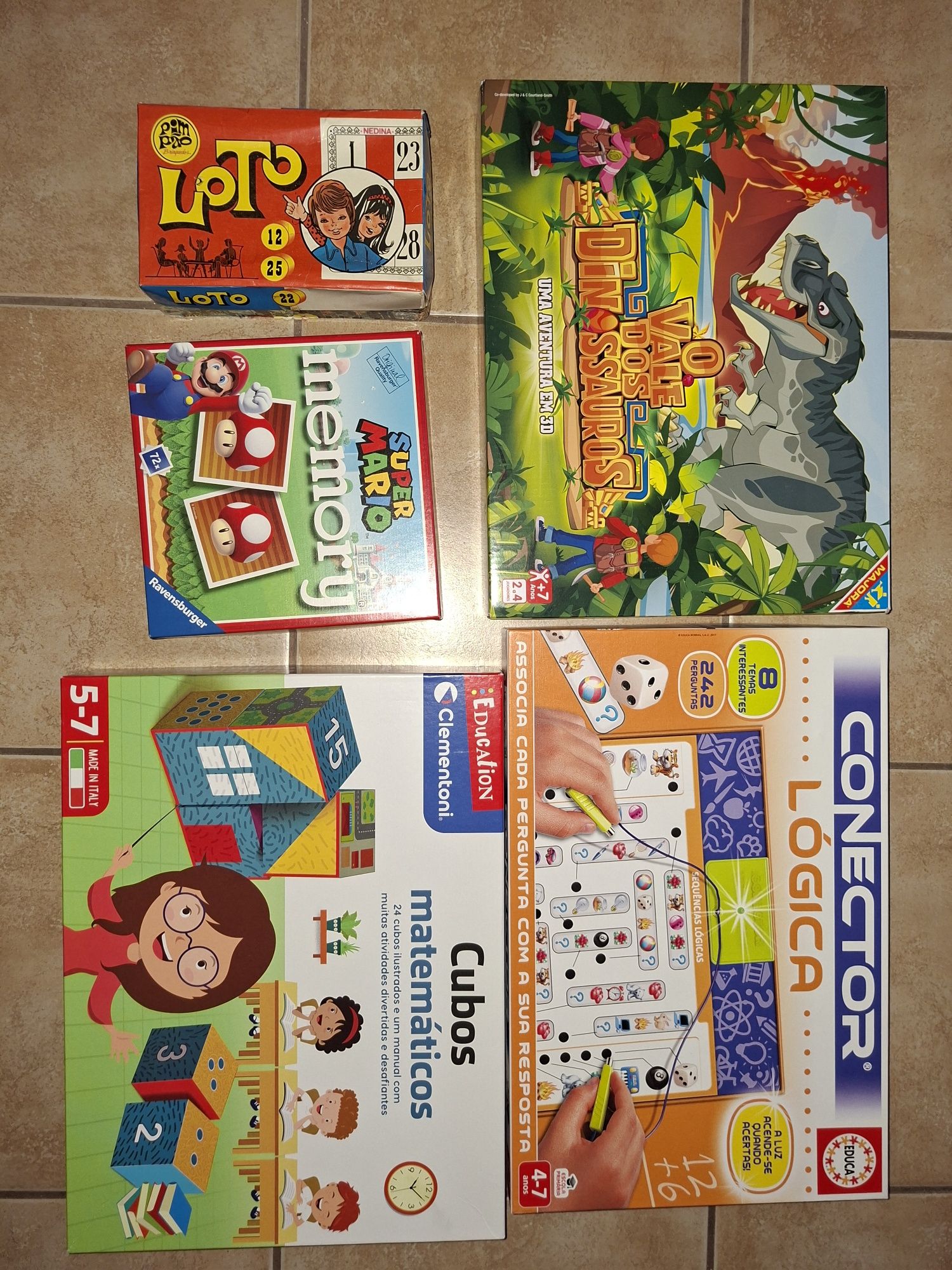 Varios jogos criança