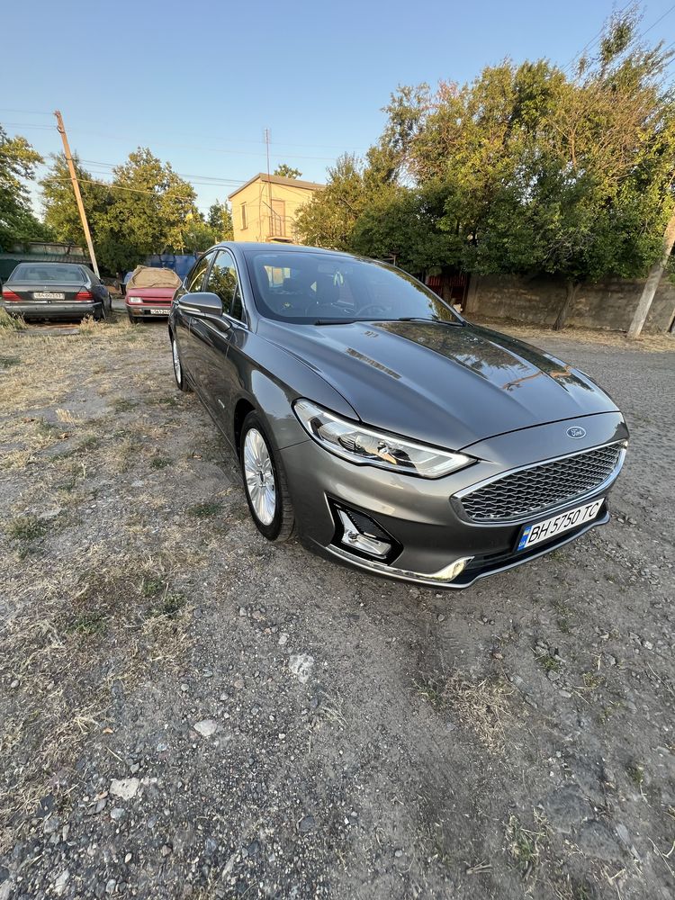 Ford Fusion Plug-in phev