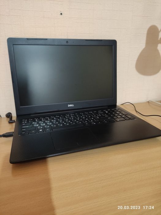 Ноутбук DELL INSPIRON 3581 15,6 FULL HD DDR4 4/256 SSD 2019г.в