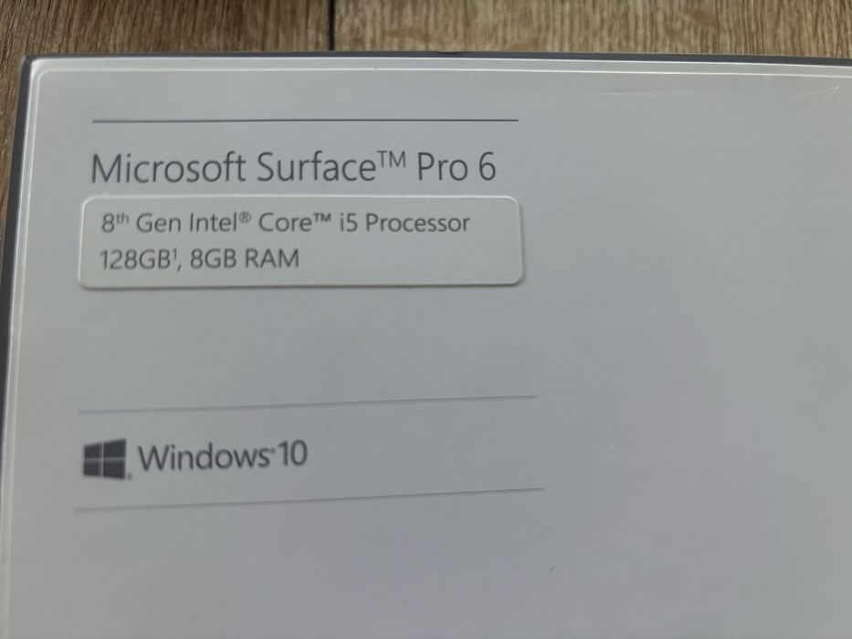 Microsoft Surface pro 6 - i5 core 8gb/128 gb