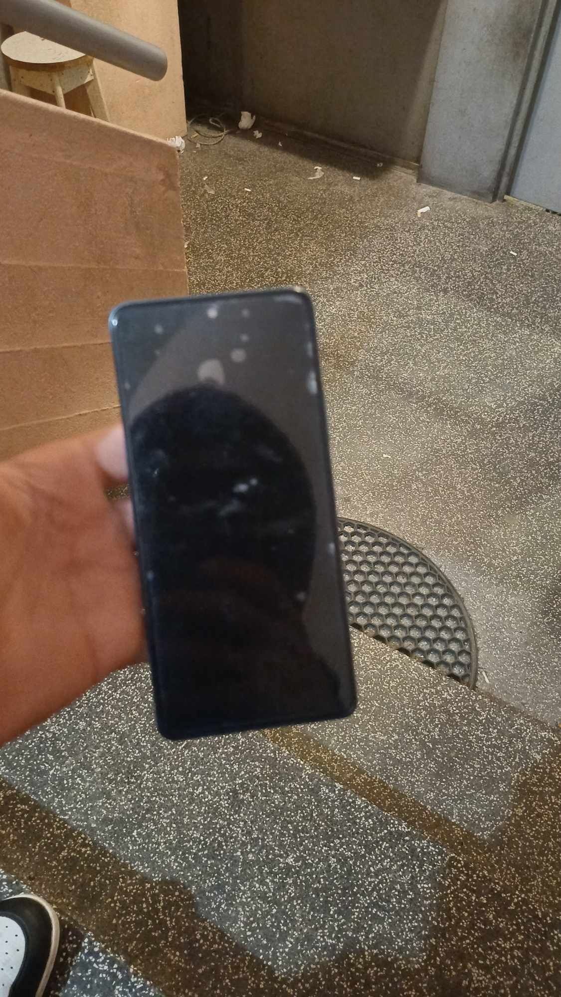 Vendo telemóvel redi 10pro